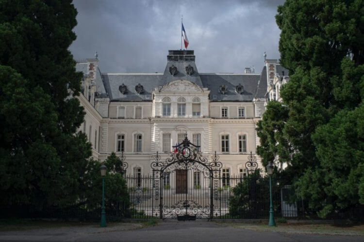 french consulate